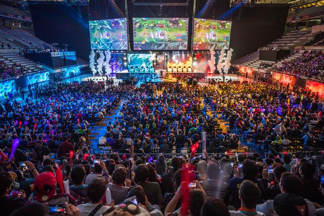 资讯抵御空投装甲车队 有史以来最激烈的攻防战